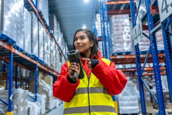 Warehouse worker in Richmond VA using an automated scanner
