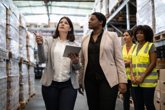 warehouse manager screening warehouse worker in distribution center